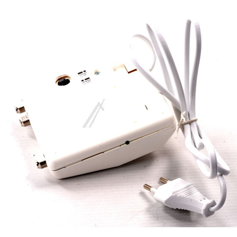 Amplificateur intérieur 5 sorties VHF / UHF CEI LTE prêt Televes 552940